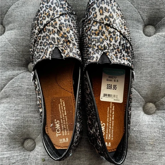 TOMS Women's Black and Brown Leopard Flats - Picture 1 of 4